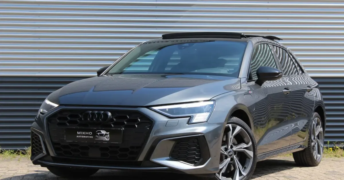 Audi A3 (2023) — foto 1
