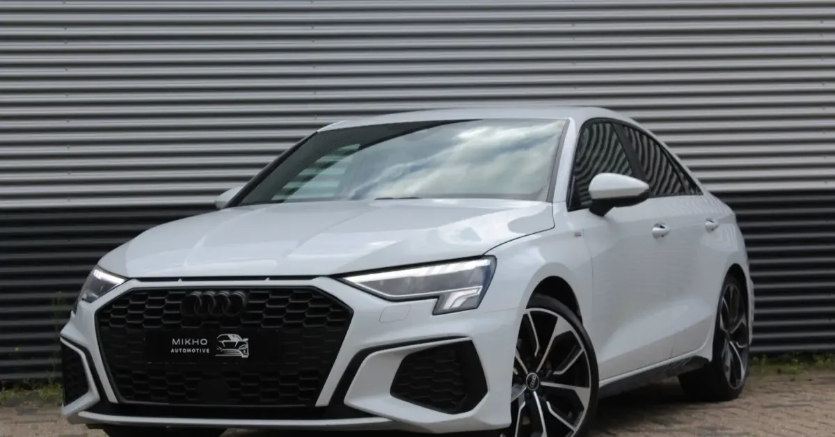 Audi A3 (2021) — foto 1