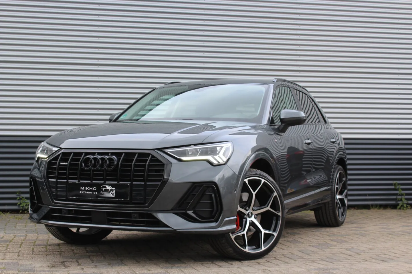 Audi Q3 (2019) — foto 1
