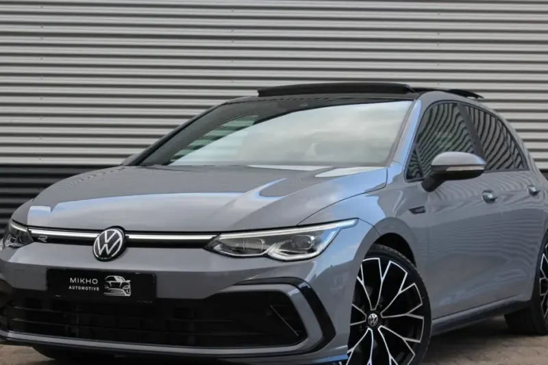 Volkswagen Golf (2023)