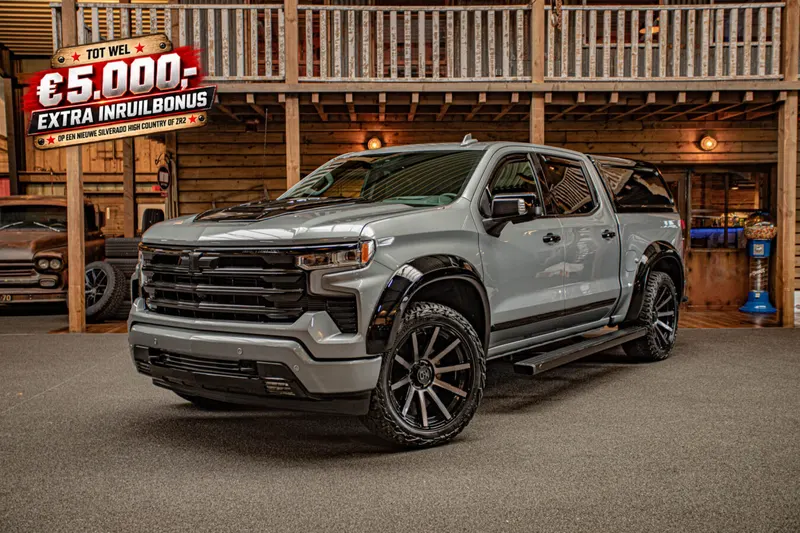 Chevrolet Silverado (2024)