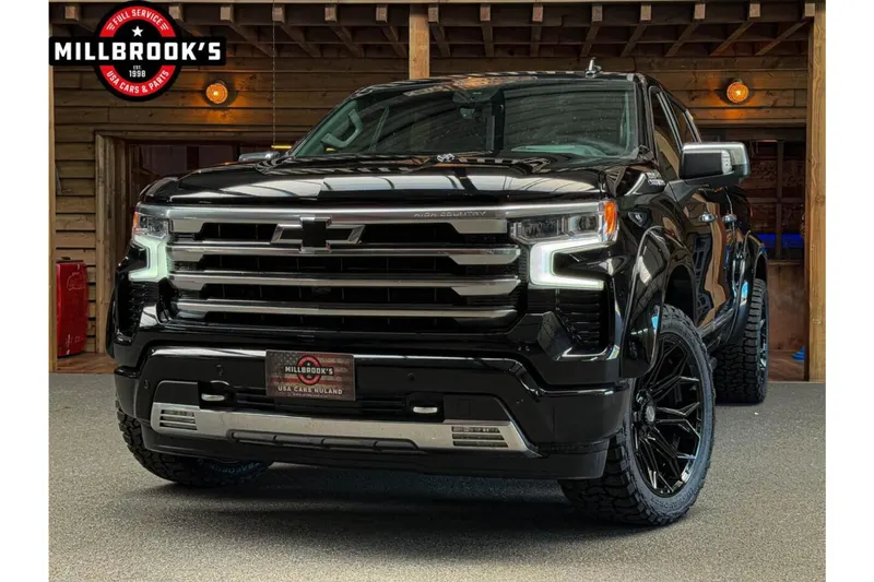 Chevrolet Silverado (2025)