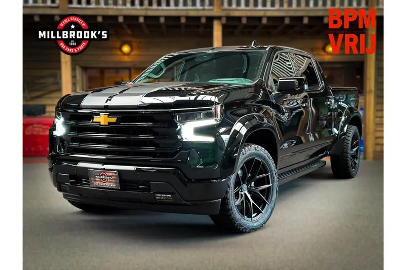 Chevrolet Silverado (2024)