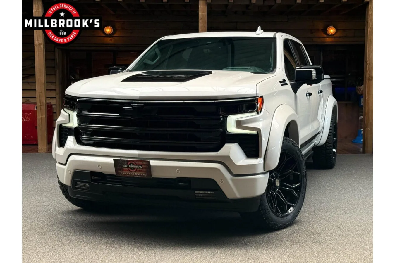 Chevrolet Silverado (2024) — foto 1