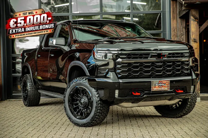 Chevrolet Silverado (2024)