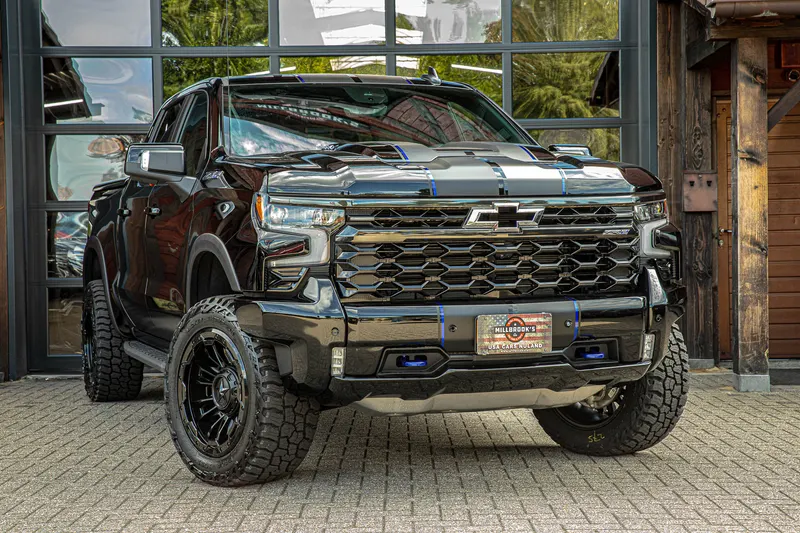 Chevrolet Silverado (2024)