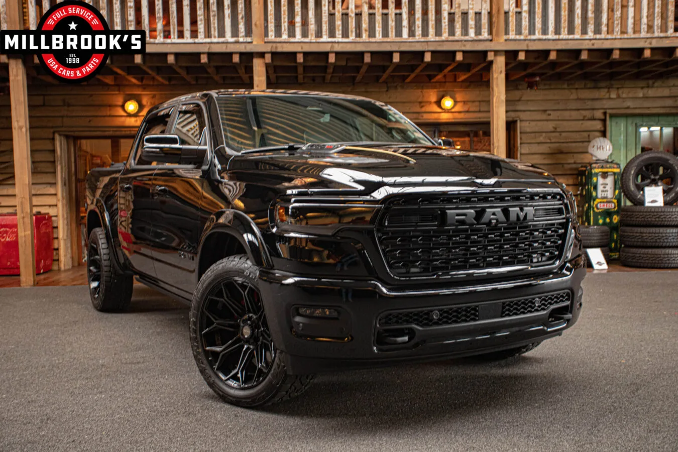 Dodge Ram (2024) — foto 1