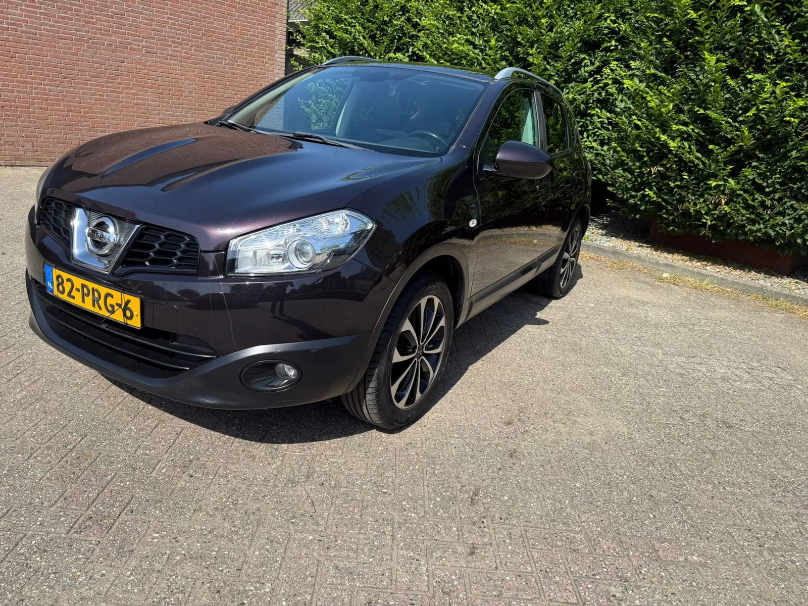 Nissan Qashqai (2011) — foto 1