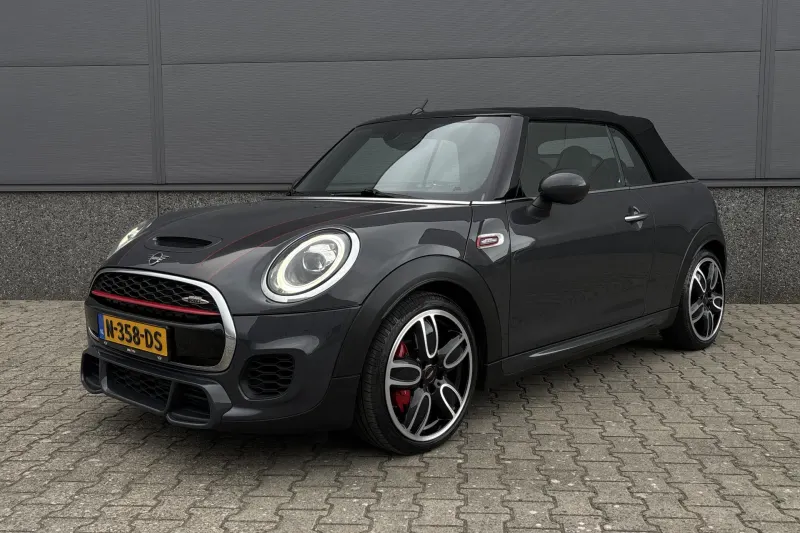 MINI Cabrio (2019)