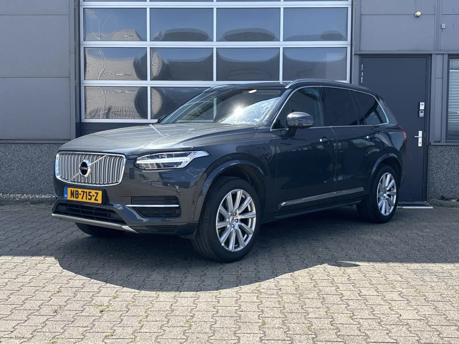 Volvo XC90 (2016) — foto 1