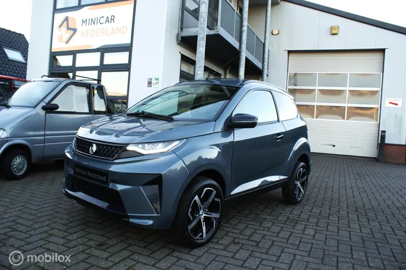 Aixam E Crossover (2025)