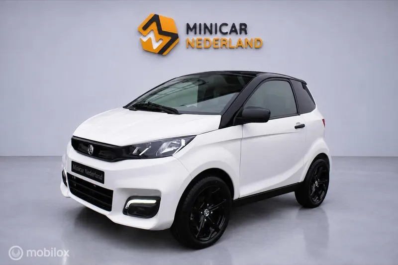 Aixam e-City (2024)