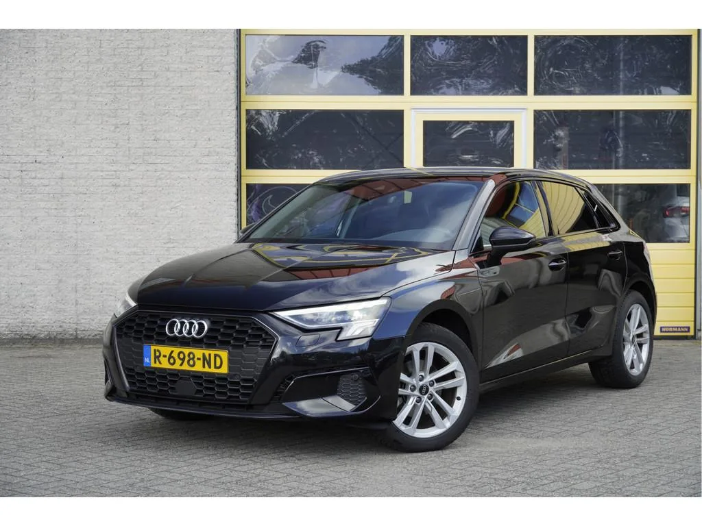 Audi A3 (2022) — foto 1