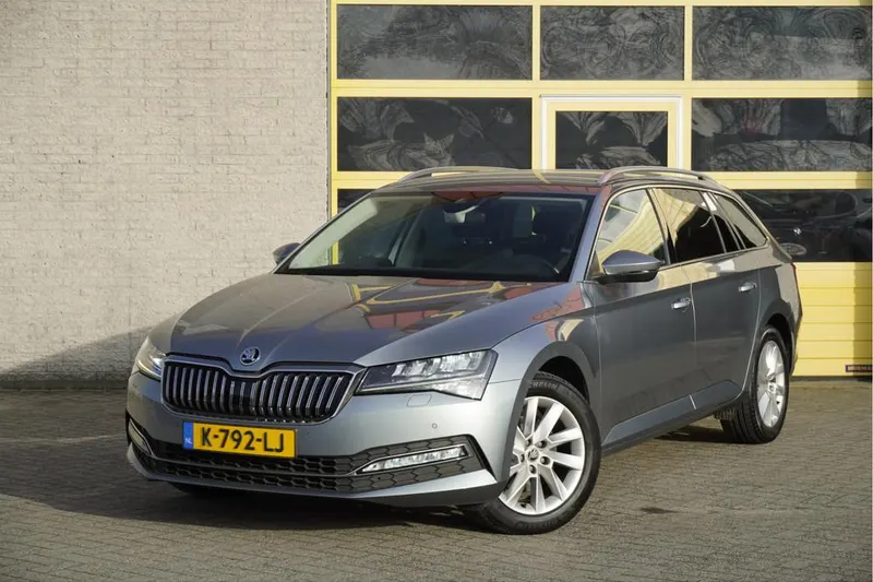 Škoda Superb (2021)