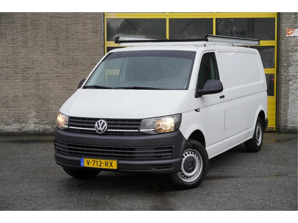 Volkswagen Transporter (2018) — foto 1