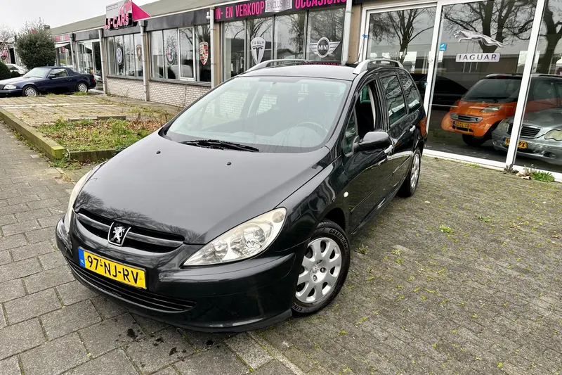 Peugeot 307 (2003)