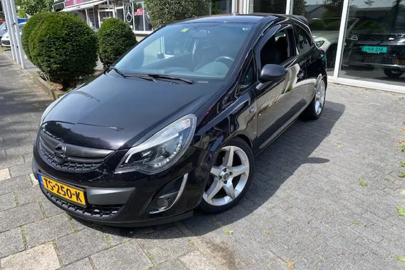 Opel Corsa (2011)