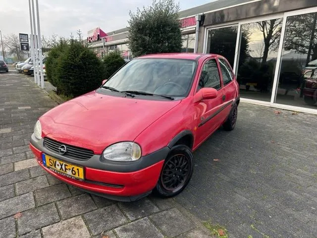 Opel Corsa (1998) — foto 1
