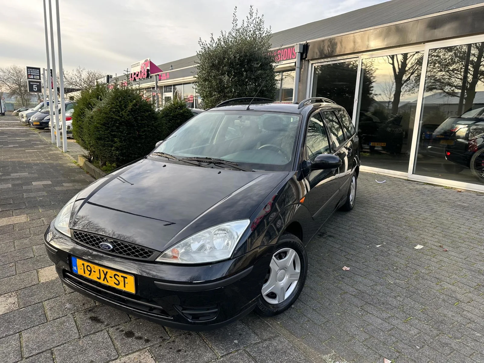 Ford Focus (2002) — foto 1