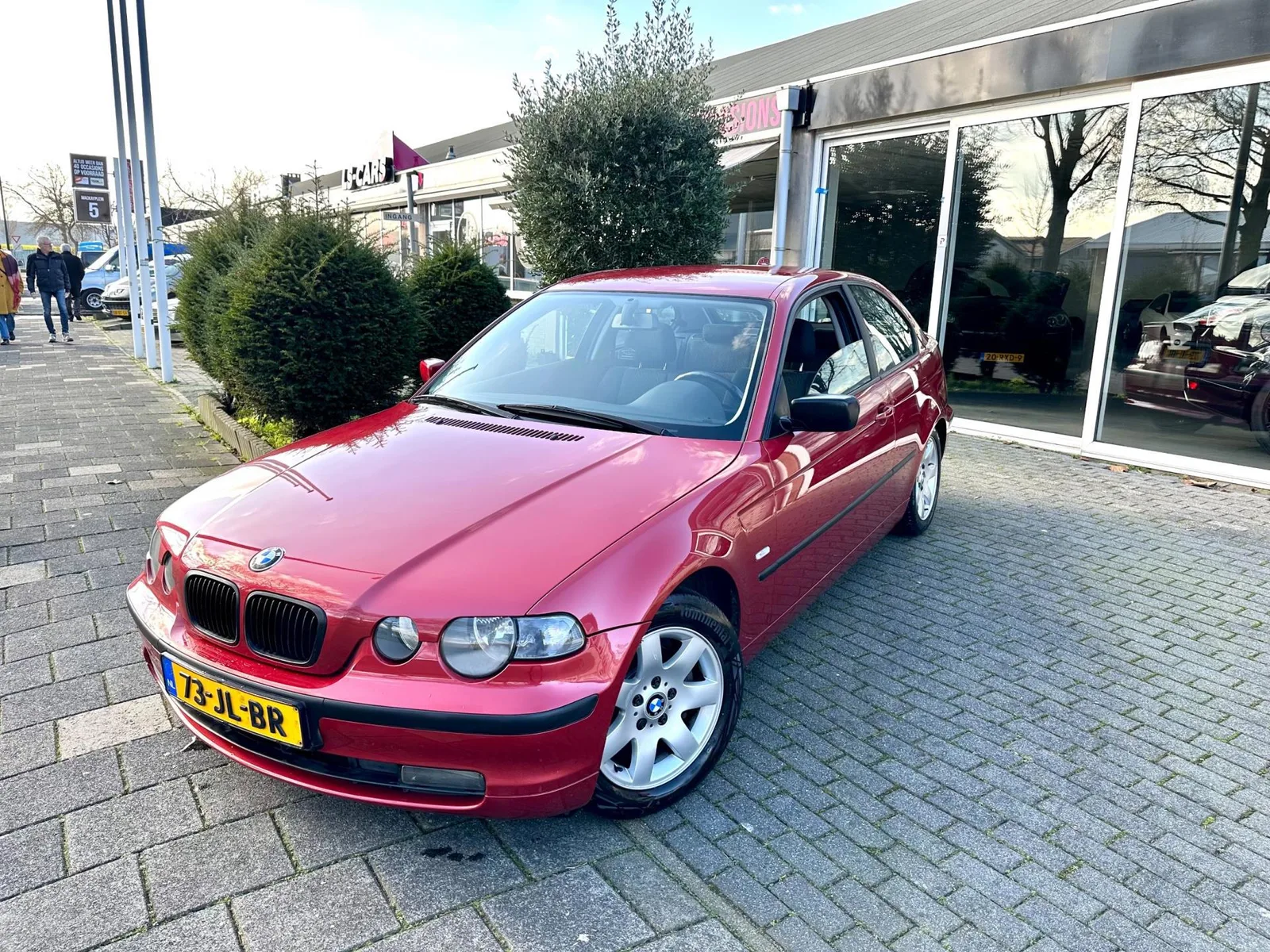 BMW 3-Serie (2002) — foto 1