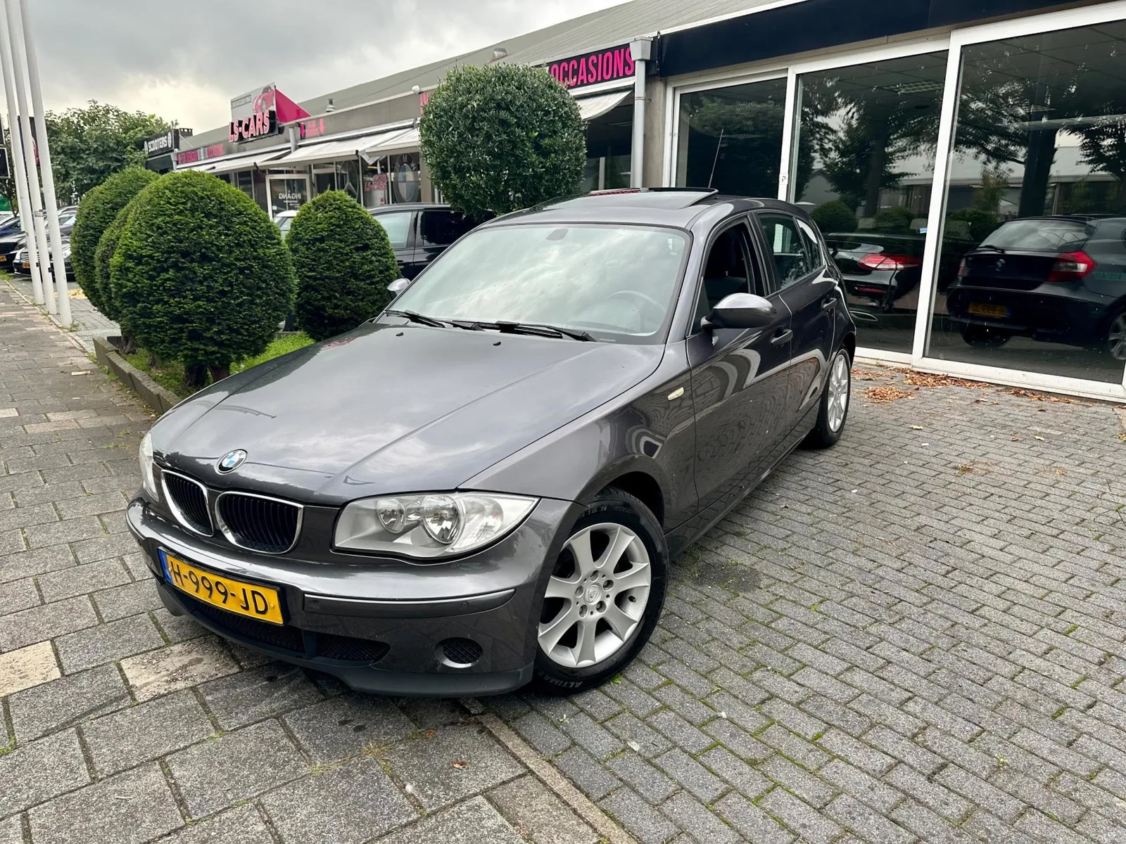 BMW 1-Serie (2005) — foto 1