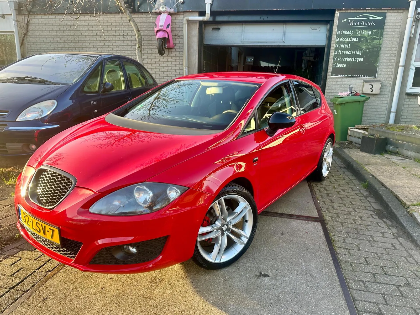 SEAT Leon (2010) — foto 1