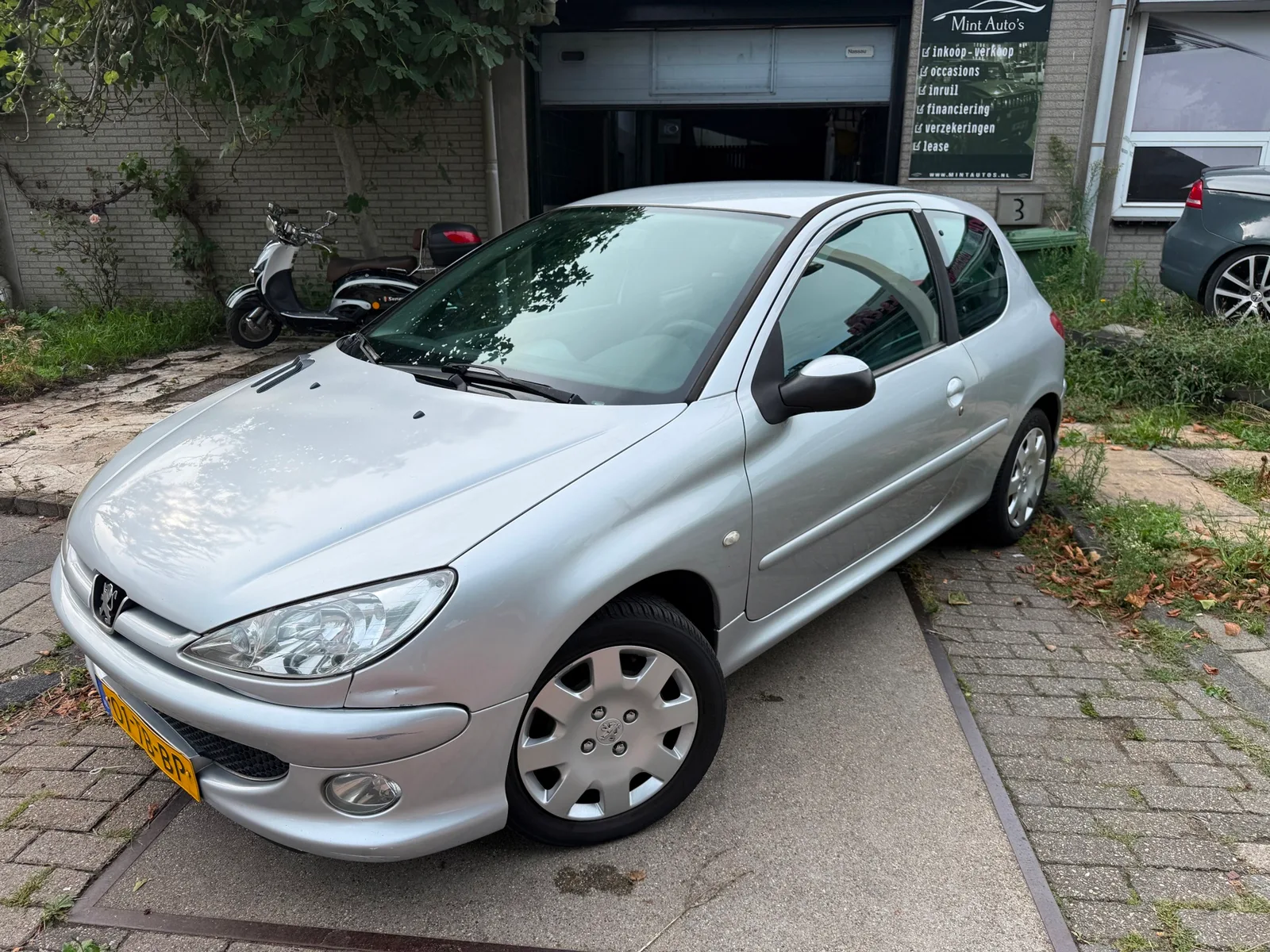 Peugeot 206 (2006) — foto 1