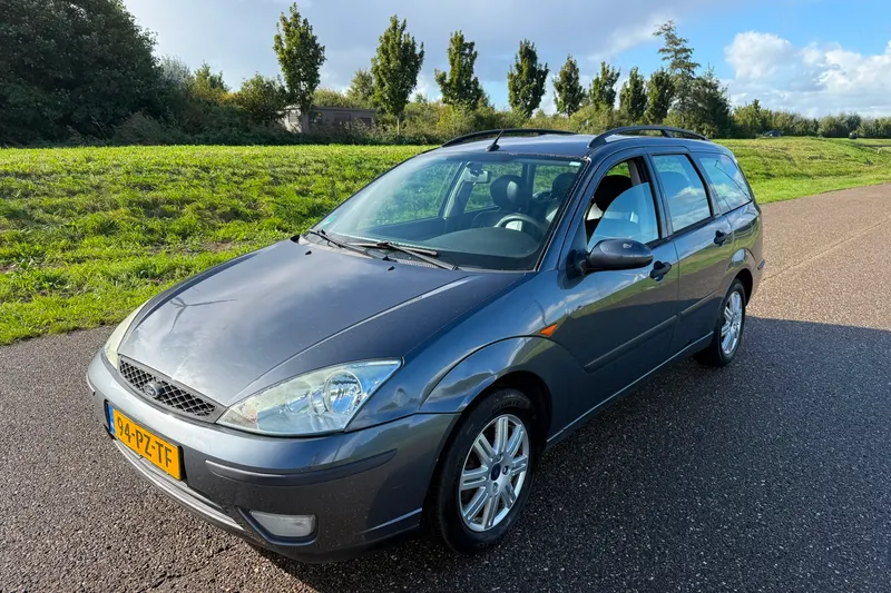 Ford Focus (2005)