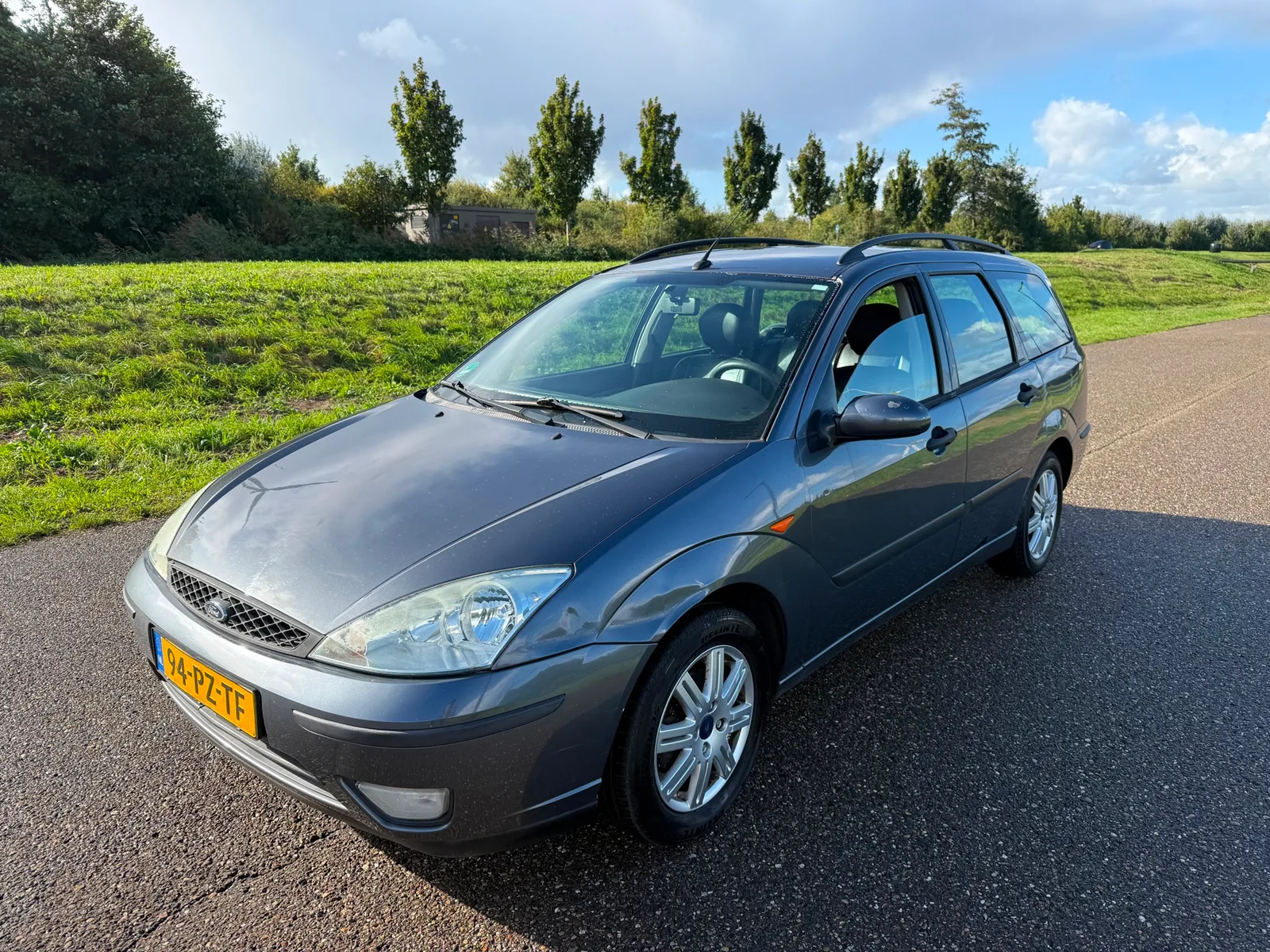 Ford Focus (2005) — foto 1