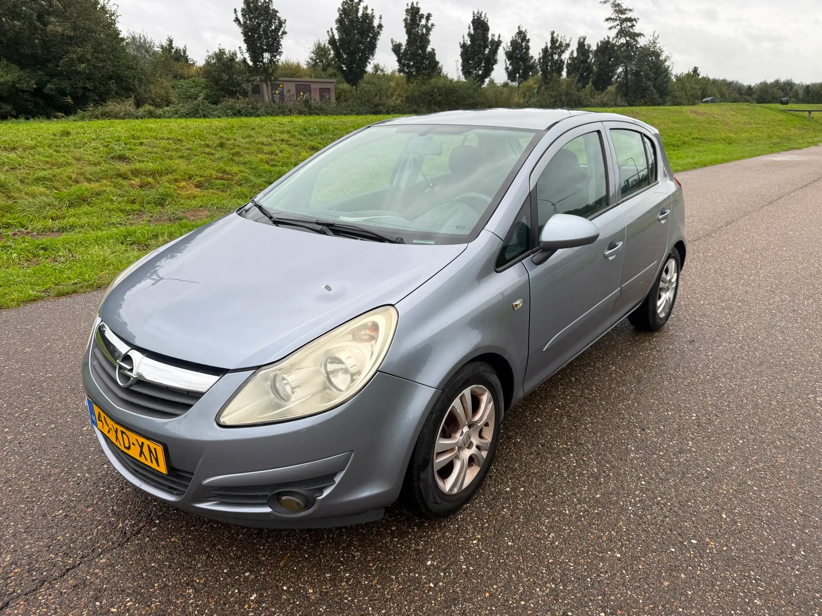 Opel Corsa (2007) — foto 1