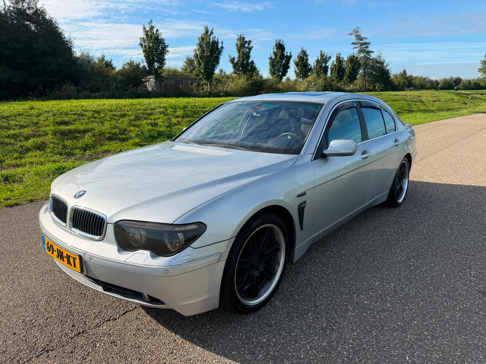 BMW 7-Serie (2002) — foto 1