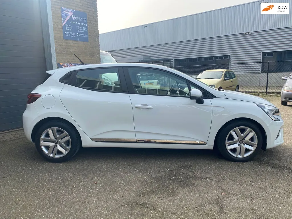 Renault Clio (2021) — foto 1