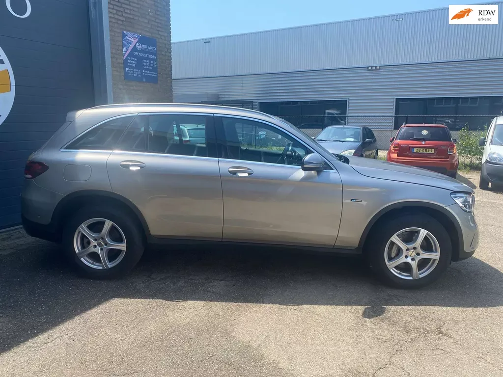 Mercedes-Benz GLC-Klasse (2021) — foto 1