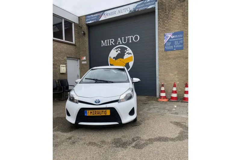 Toyota Yaris (2013)