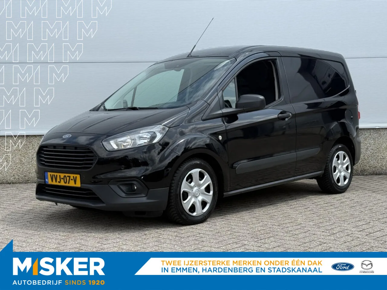 Ford Transit Courier (2023) — foto 1