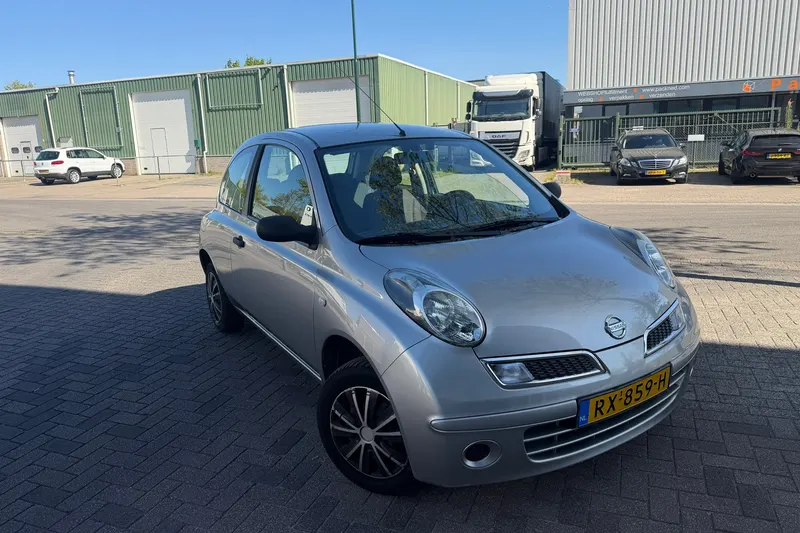 Nissan Micra (2009)
