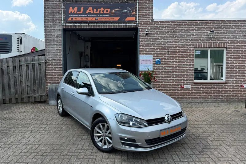 Volkswagen Golf (2016)