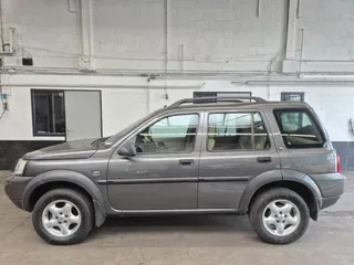 Land Rover Freelander (2007) — foto 1
