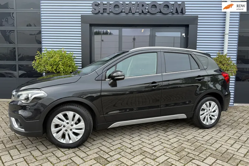 Suzuki S-Cross (2019)