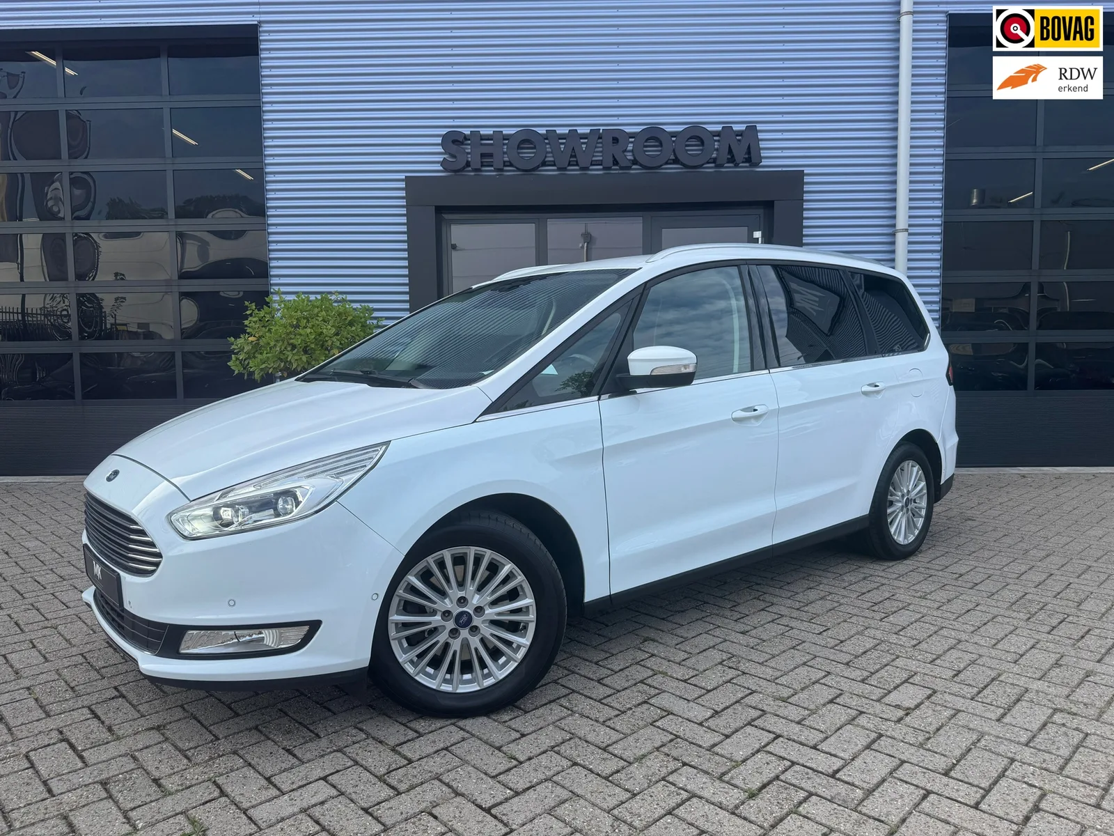 Ford Galaxy (2017) — foto 1