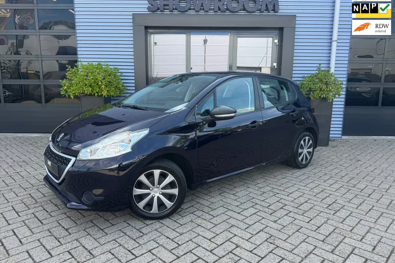 Peugeot 208 (2015)