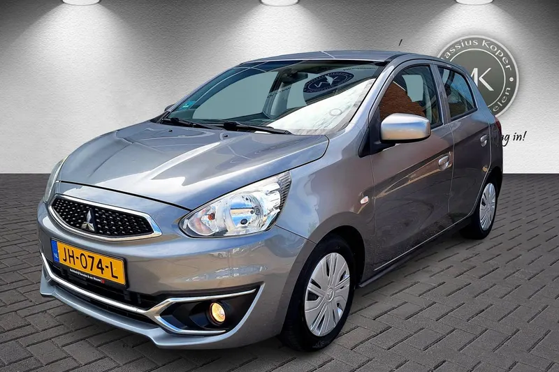 Mitsubishi Space Star (2016)