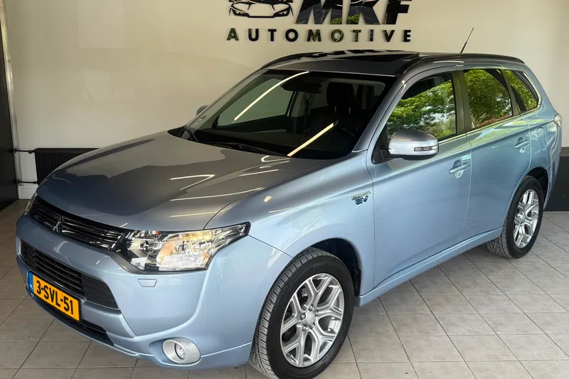 Mitsubishi Outlander (2013)
