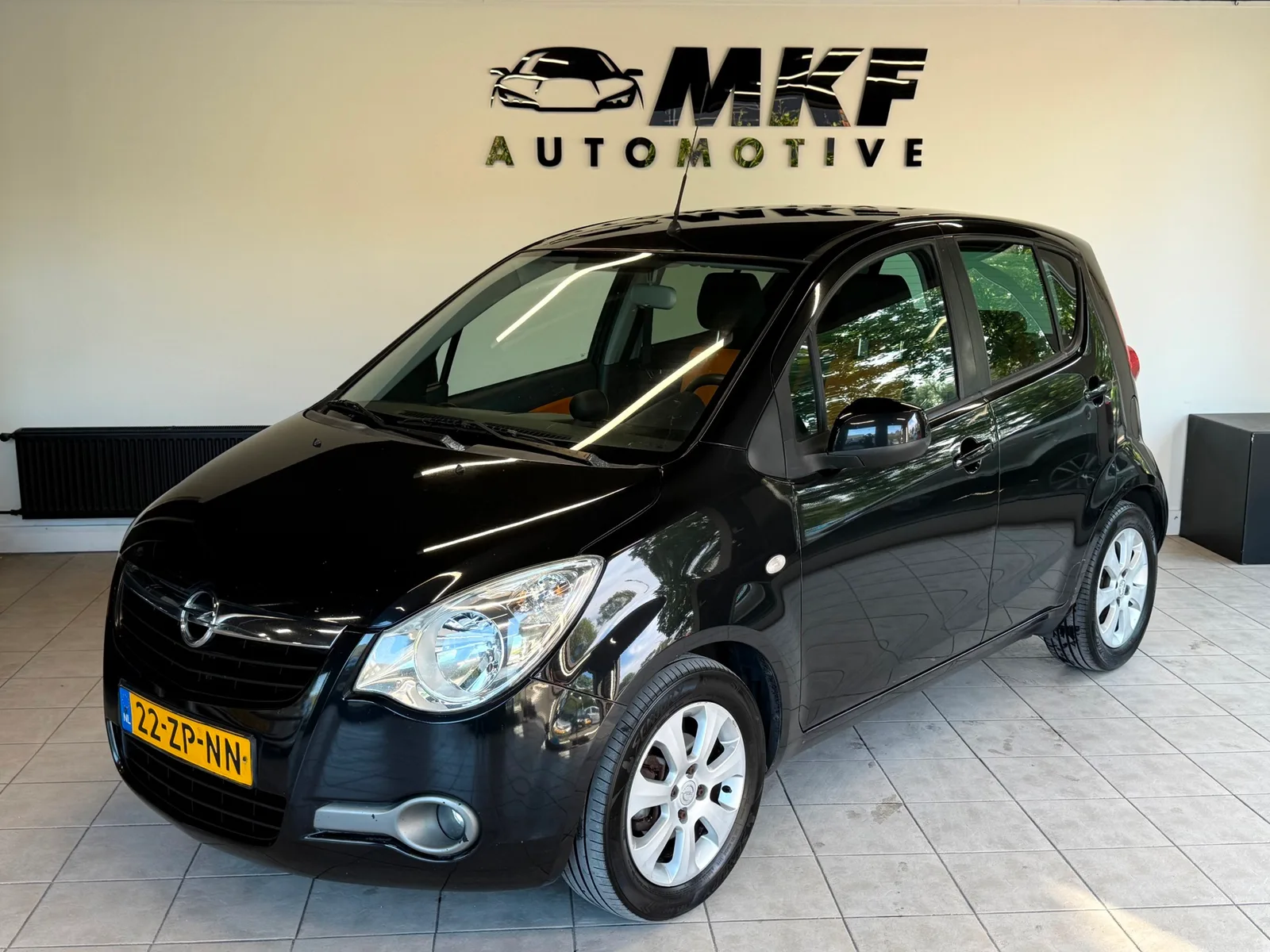 Opel Agila (2008) — foto 1