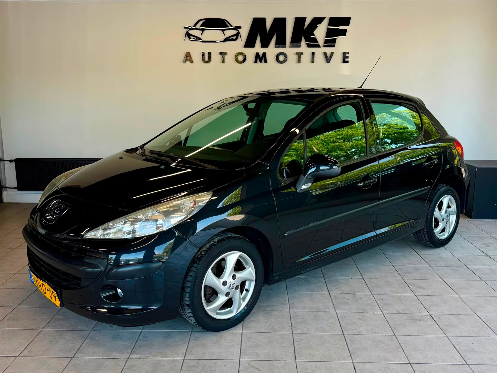 Peugeot 207 (2009) — foto 1