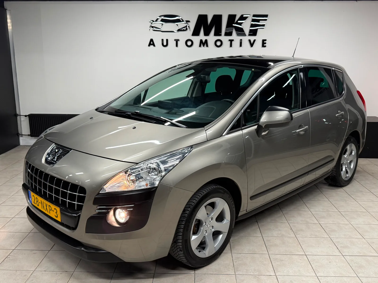 Peugeot 3008 (2011) — foto 1