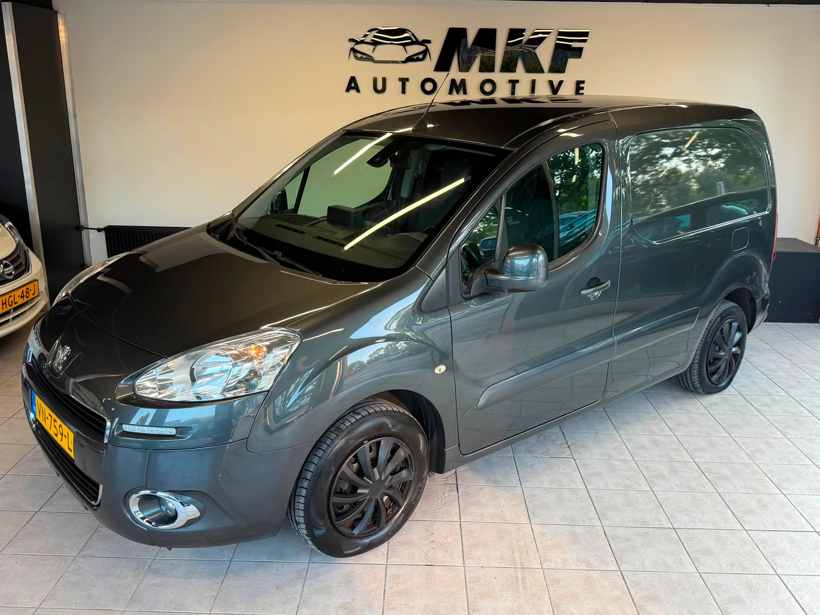 Peugeot Partner (2015) — foto 1