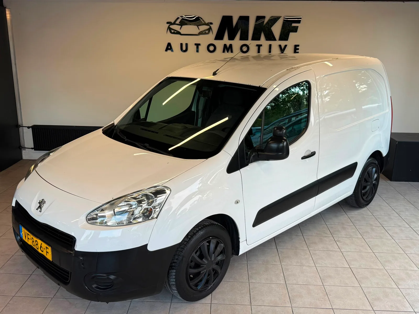 Peugeot Partner (2013) — foto 1
