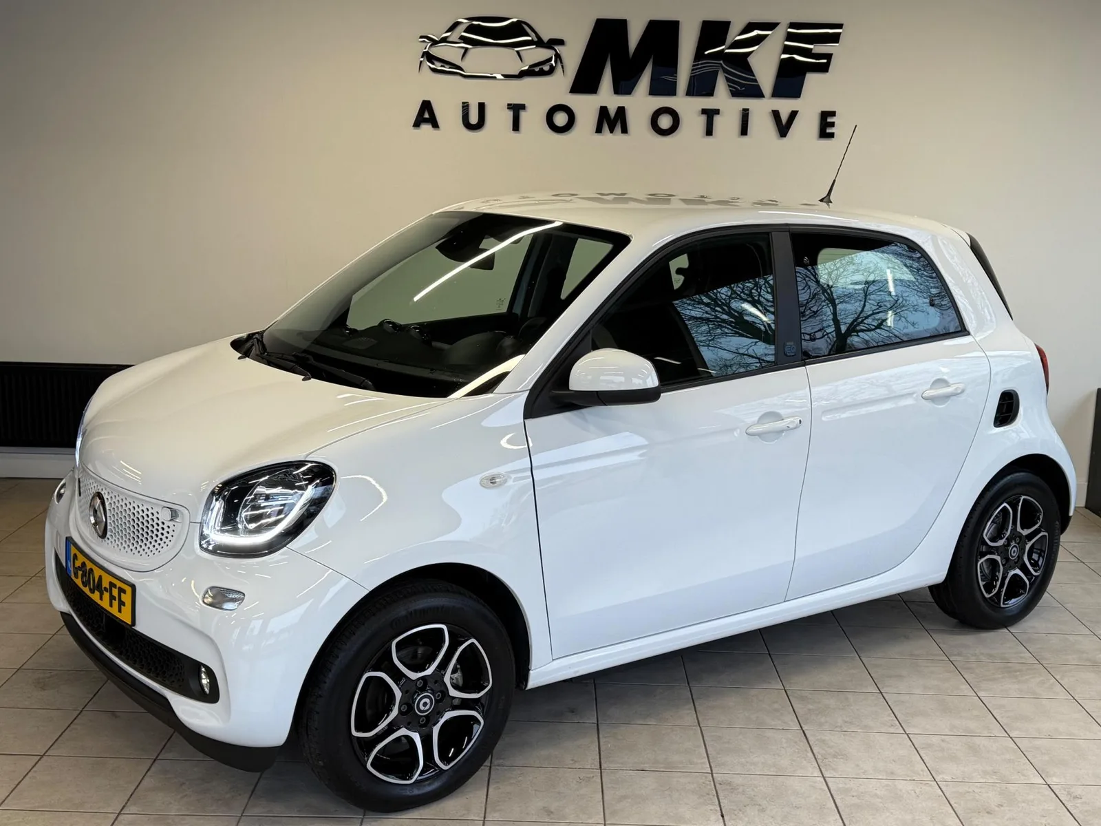 Smart EQ forfour (2019) — foto 1