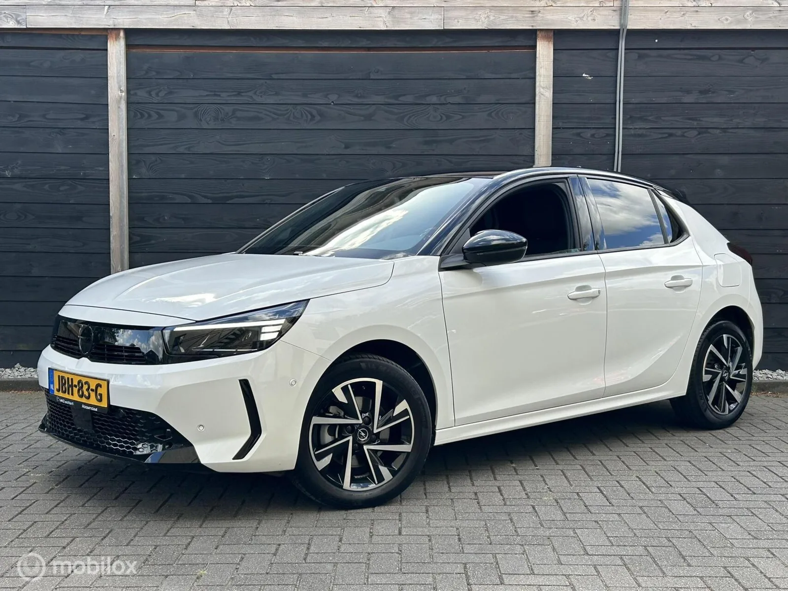 Opel Corsa (2024) — foto 1